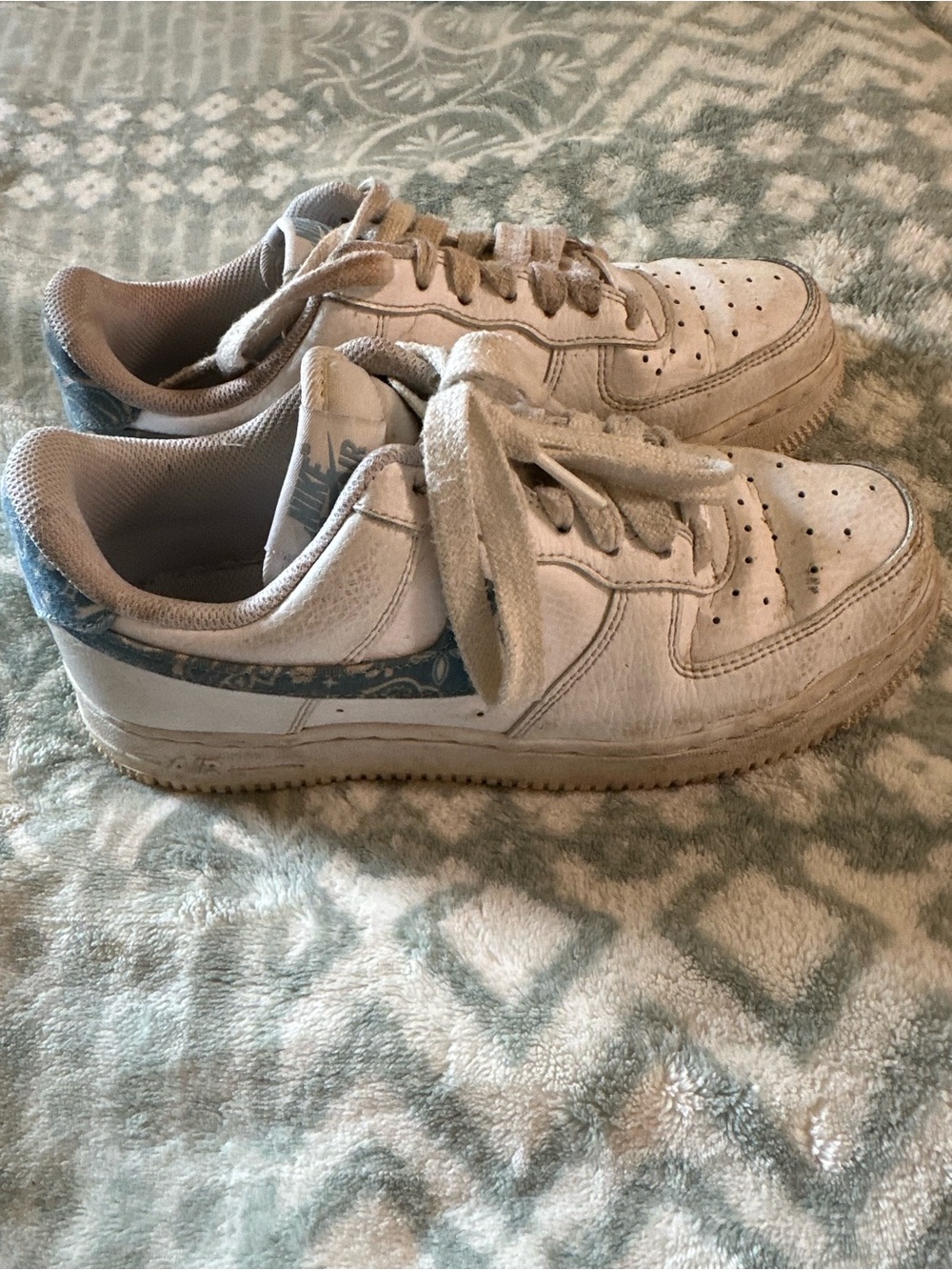 Womens Nike Air Force 1s Size 7